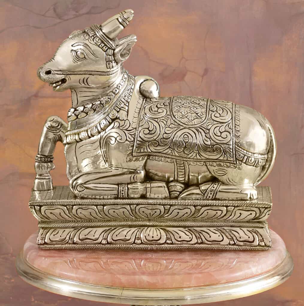 Discover Silver Intricate Nandi-Discover Unique silver showpieces for your home decor.